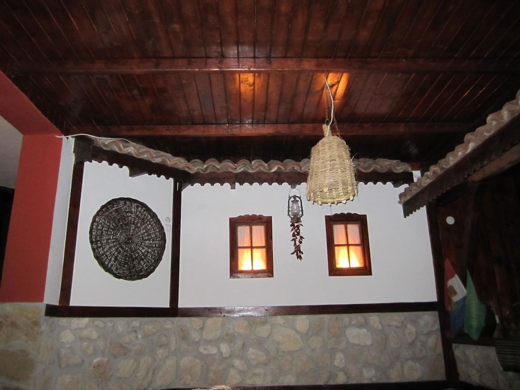 Terra Guest House Ravda Esterno foto